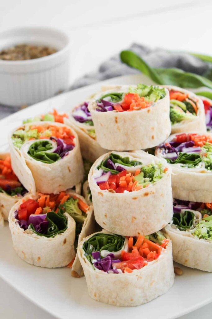 Roundup image for Picnic Foods That Won’t Melt or Get Soggy
