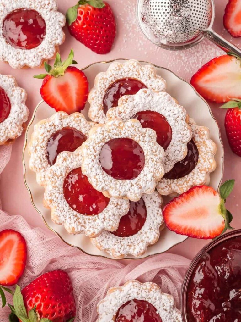 Roundup image for Picnic Foods That Won’t Melt or Get Soggy
