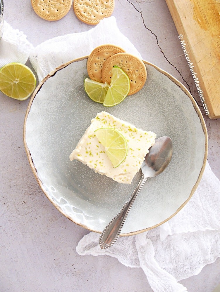 Roundup image for Potluck Recipes That Travel Well (No Reheating Needed)
