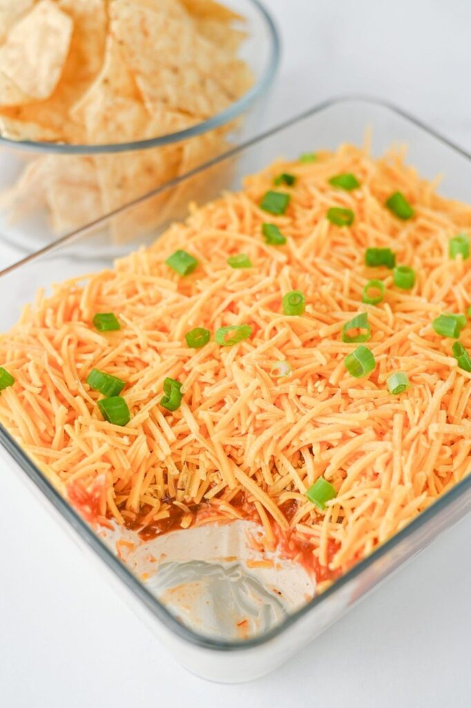Roundup image for Potluck Recipes That Travel Well (No Reheating Needed)
