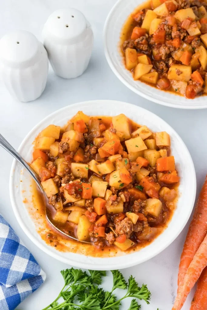 Roundup image for Easy Crockpot Recipes With Ground Beef
