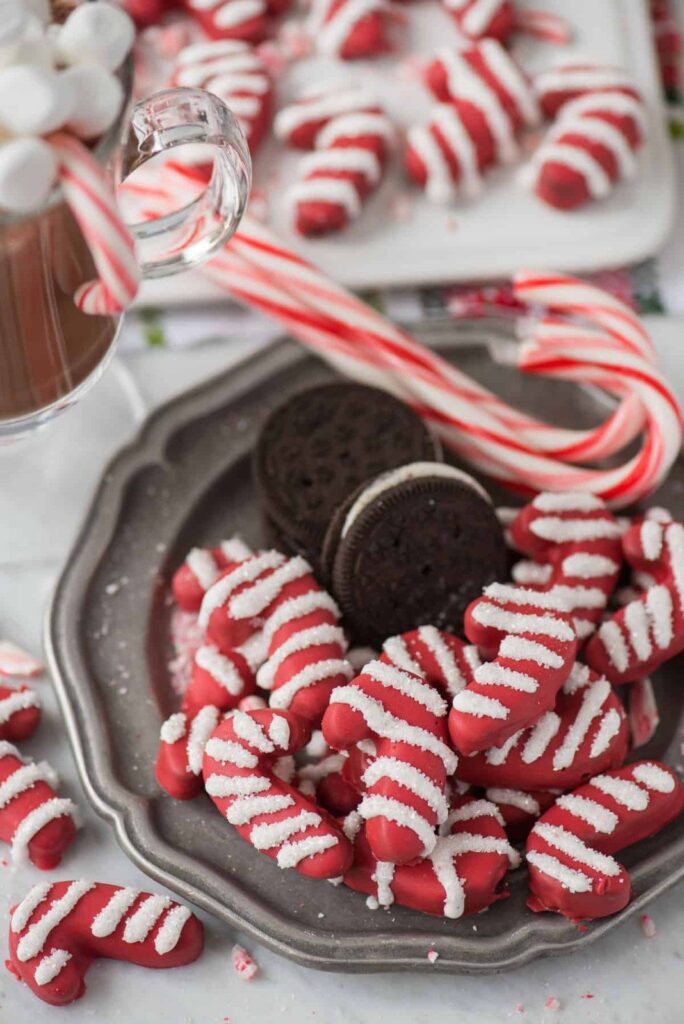 Roundup image for Christmas treats
