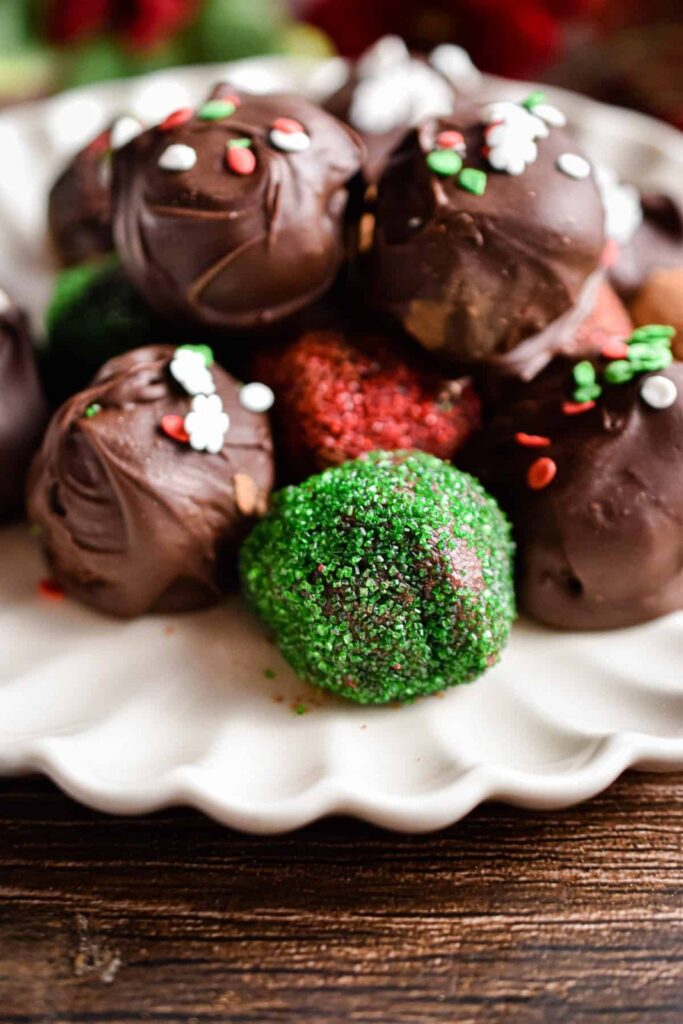 Roundup image for Christmas treats
