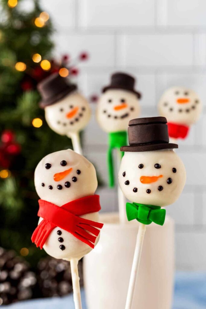 Roundup image for Christmas treats
