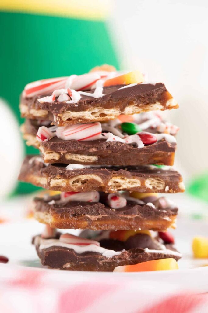 Roundup image for Christmas treats
