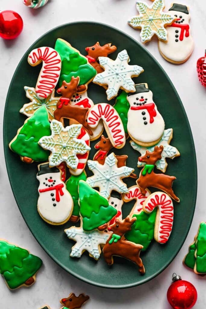 Roundup image for Christmas treats
