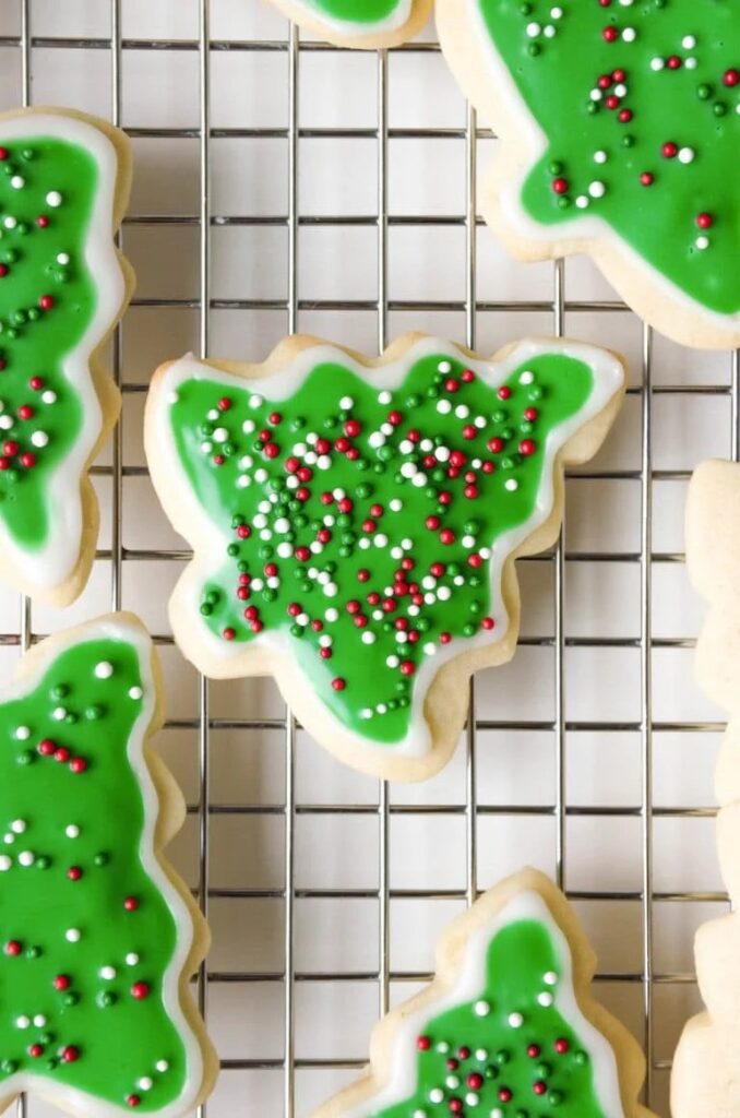Roundup image for Easy Christmas Cookies
