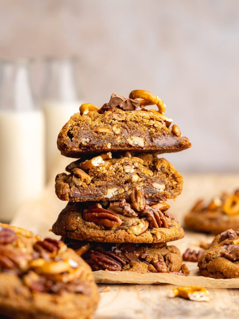 Roundup image for Thanksgiving Treat Ideas