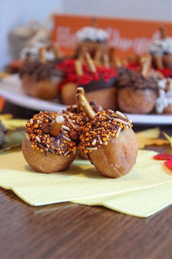 Roundup image for Thanksgiving Treat Ideas