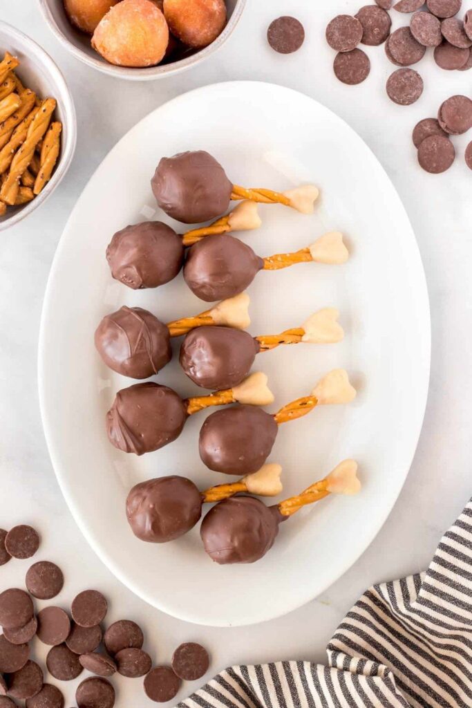 Roundup image for Thanksgiving Treat Ideas
