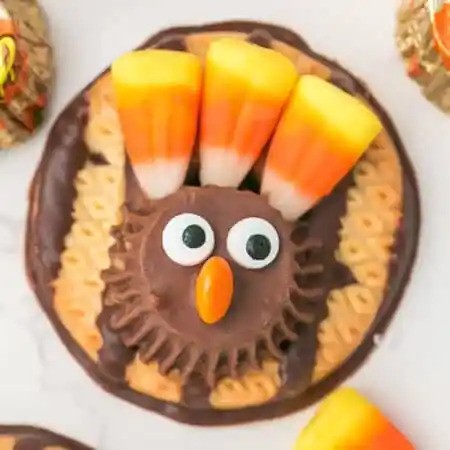 Roundup image for Thanksgiving Treat Ideas